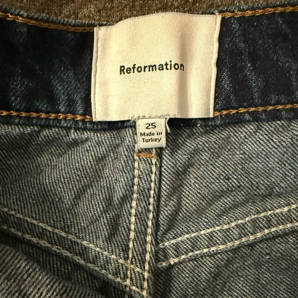 Reformation Cary High Rise Slouchy Wide Leg Jeans Sz25 Excellent Condition - Picture 5 of 6